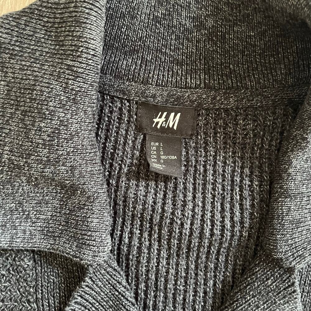 🩷 H&M Dark Gray Heavy Cable Knit Cardigan Sweater Sz L - Picture 3 of 8